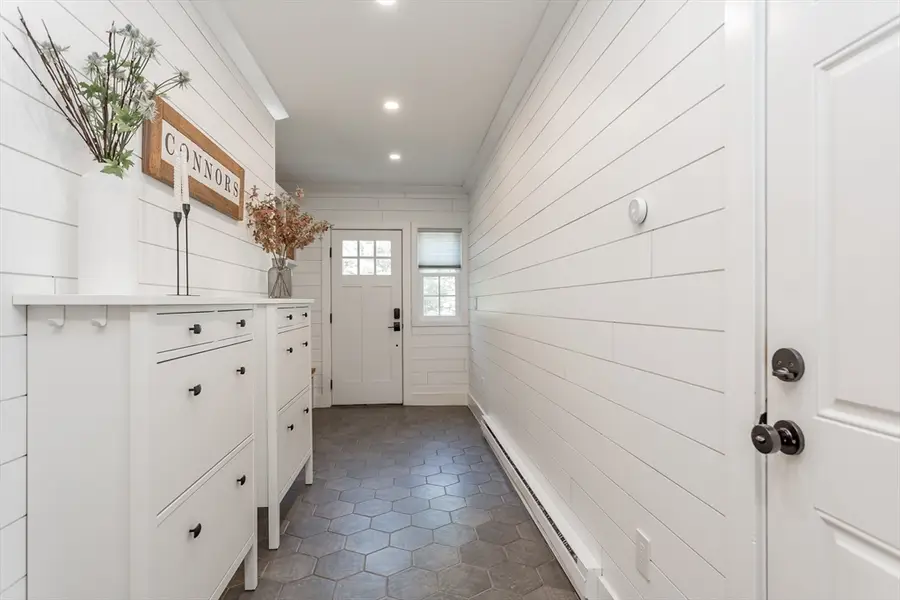 5 Crest Drive, Lakeville, MA 02347 - #2