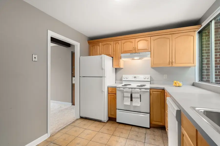 7 Longwood Drive #207, Andover, MA 01810 - #3
