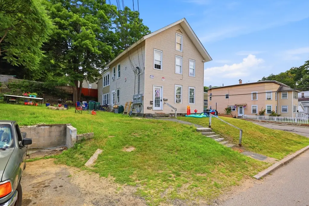 21 Winthrop St, Fitchburg, MA 01420 - #1