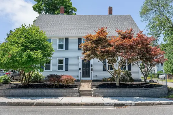 13 Hamilton St, Framingham, MA 01701