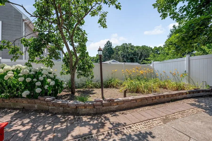 13 Hamilton St, Framingham, MA 01701 - #3