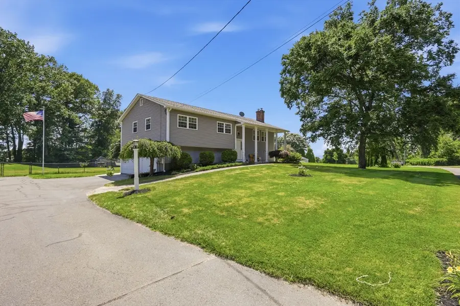 83 Eastwood Dr, Westfield, MA 01085 - #2