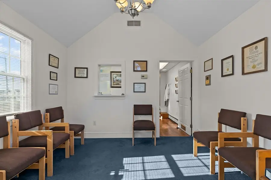 74 Valley, Middletown, RI 02842 - #3