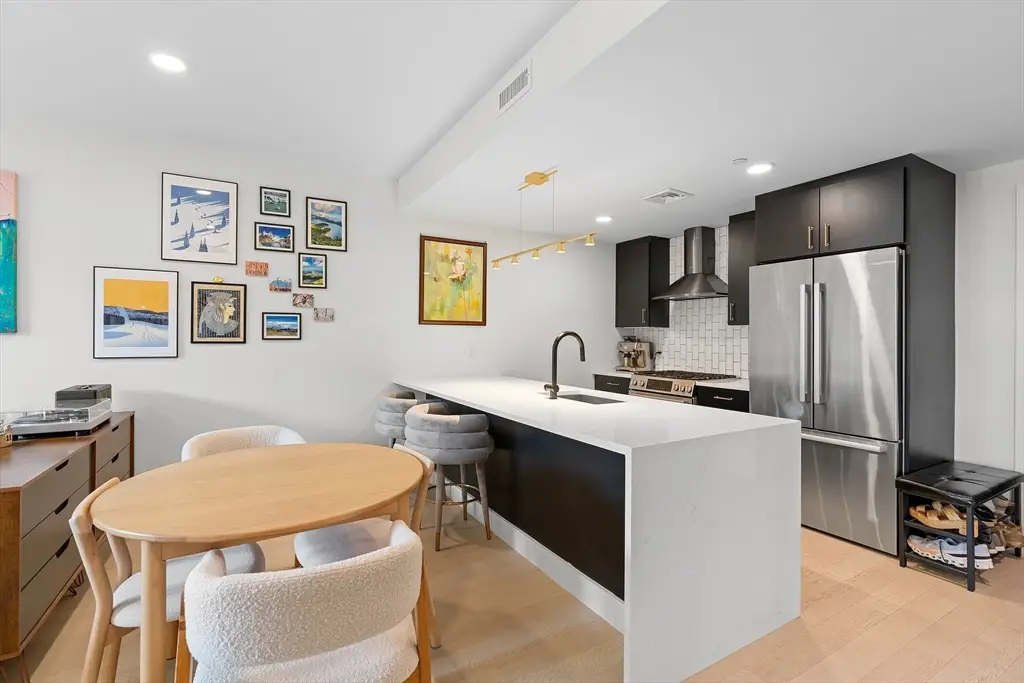 395 Alewife Brook Pkwy #3B, Somerville, MA 02144 - #1