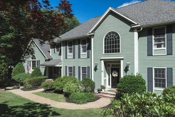 10 Bayns Hill Rd, Boxford, MA 01921