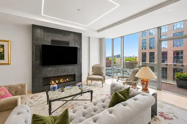 32 Traveler St #701, Boston, MA 02118