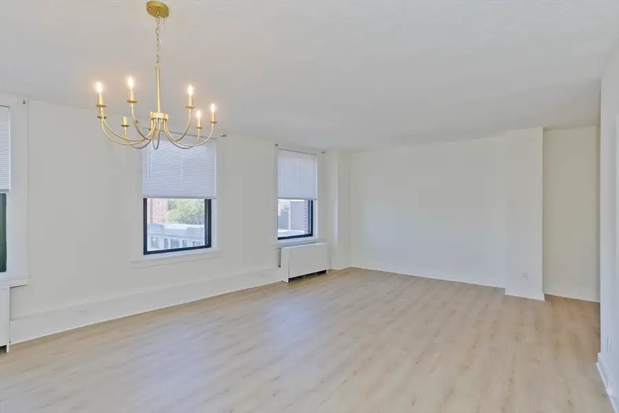 140 Chestnut St #404, Springfield, MA 01103 - #2