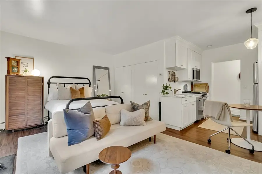 40 Commonwealth Ave #1, Boston, MA 02116 - #3