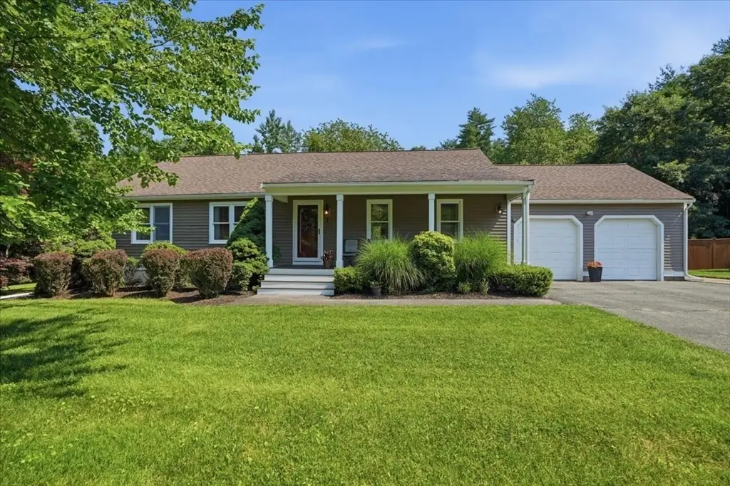 1 Hawthorne St, Lakeville, MA 02347 - #1