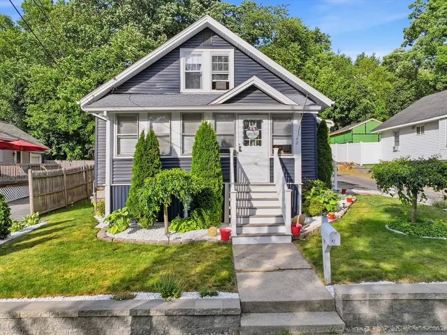 42 Volkmar St, Worcester, MA 01606 - #2
