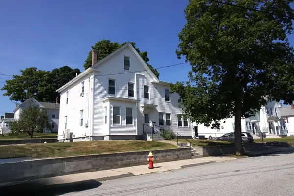 20 Summer St, Hudson, MA 01749