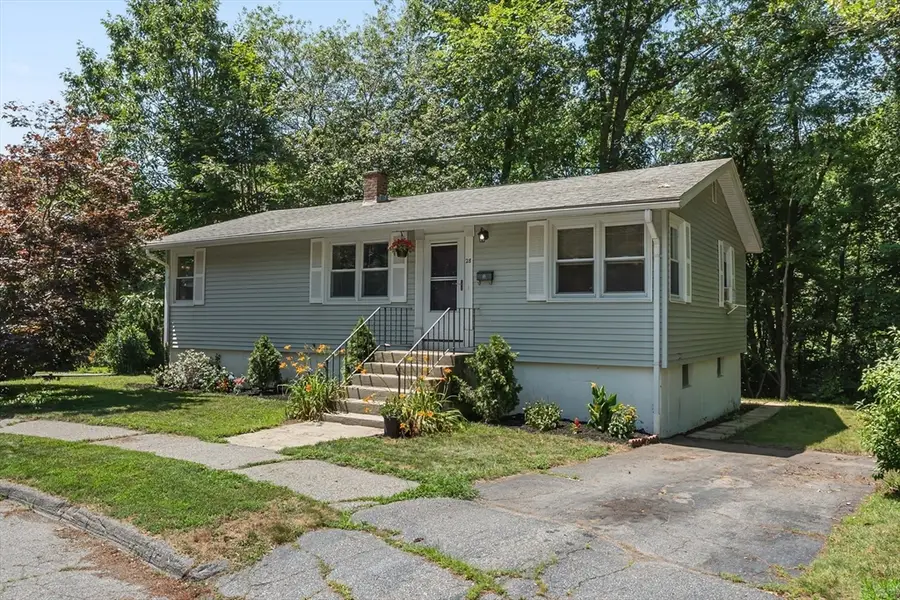 28 Greybert Ln, Worcester, MA 01602 - #2