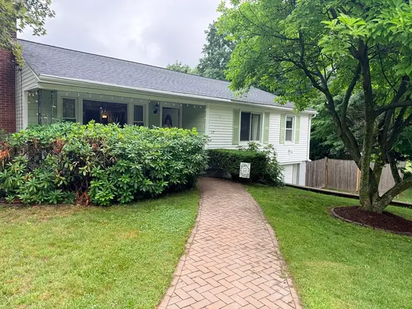 117 Longmeadow Ave, Worcester, MA 01606