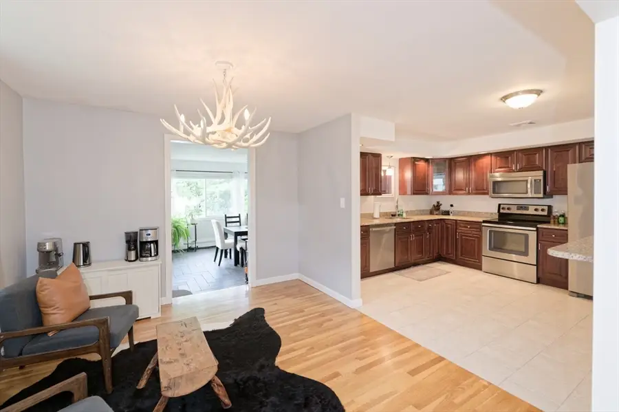 117 Longmeadow Ave, Worcester, MA 01606 - #3