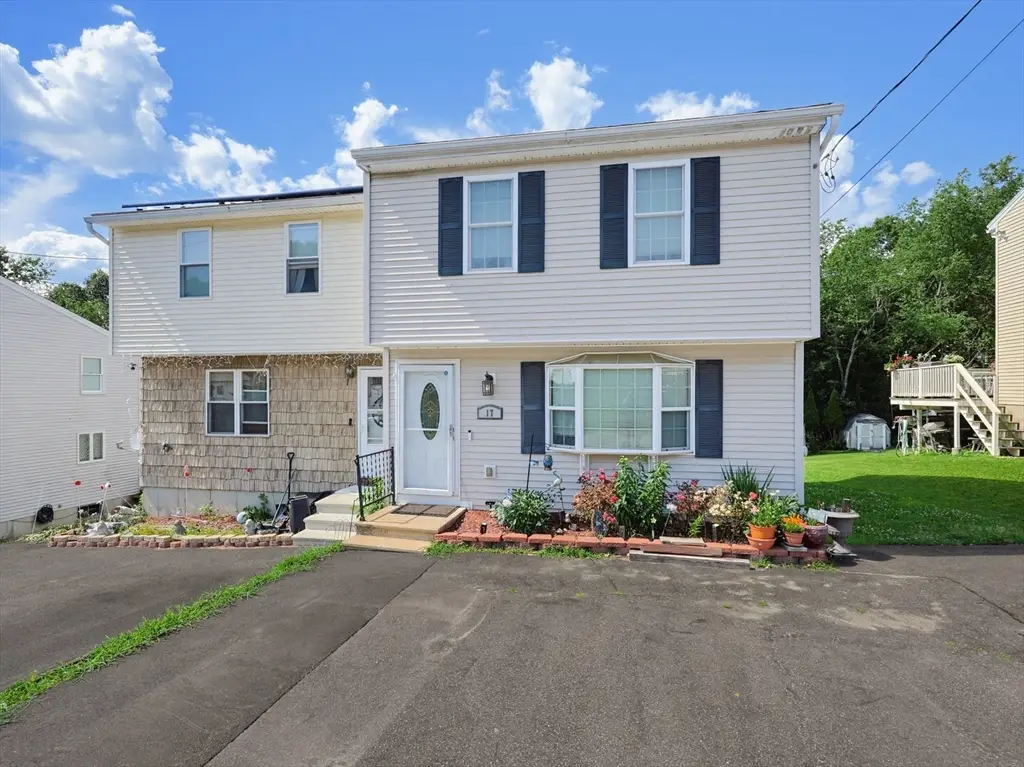 17 Bolton St, Worcester, MA 01604 - #1
