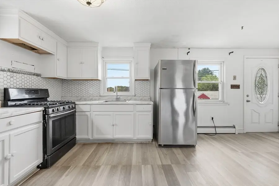 95 Lillian Ter, Dracut, MA 01826 - #2
