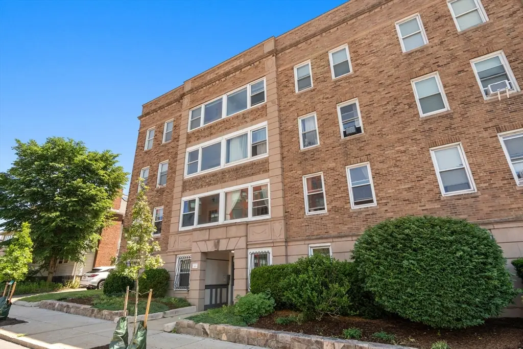 238 S Huntington Ave #1, Boston, MA 02130 - #1
