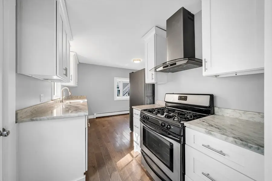 2 California Ln, Amesbury, MA 01913 - #3