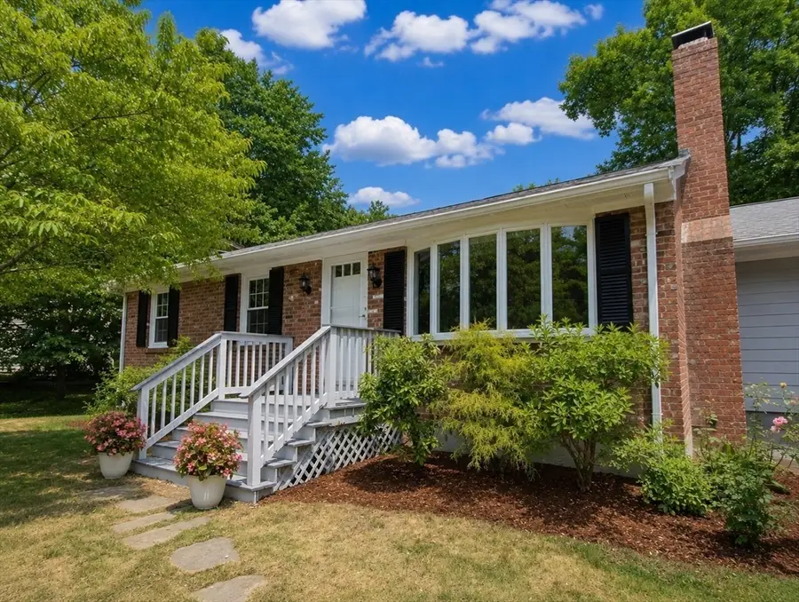 344 Old Post Rd, North Attleboro, MA 02760 - #2
