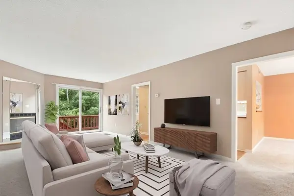 4 Herbert Drive #B, Sutton, MA 01590