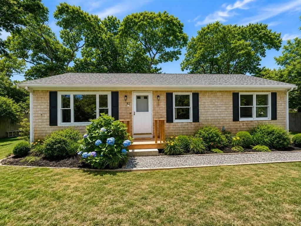 82 Pennsylvania Avenue, Oak Bluffs, MA 02557 - #1