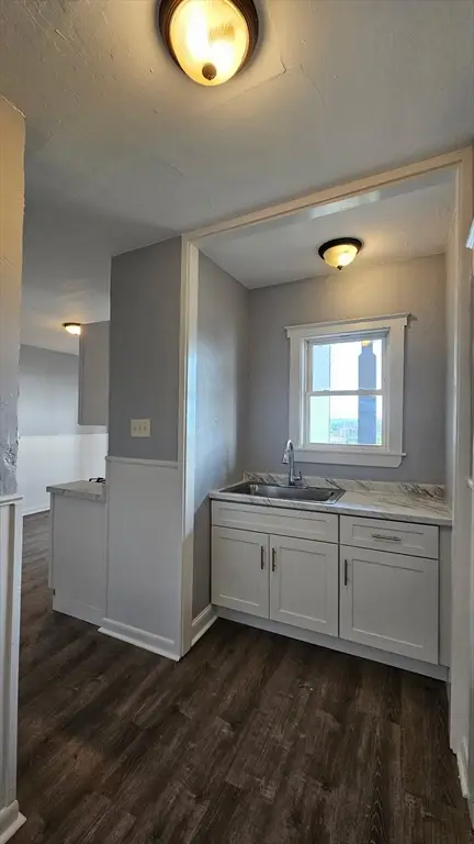 66 Wall St, Worcester, MA 01604 - #3