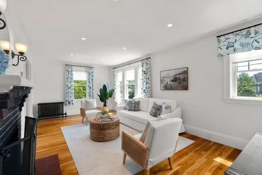 10 Creeley Rd. #10, Belmont, MA 02478 - #3