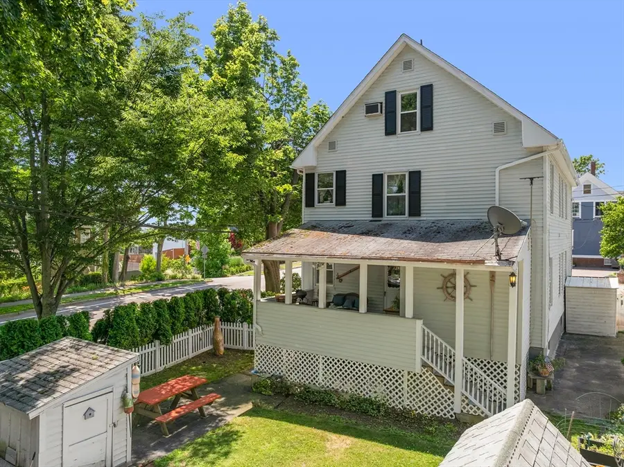 37-39 Remington St, Warwick, RI 02888 - #2