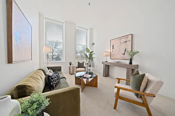 76 Elm St #114, Boston, MA 02130