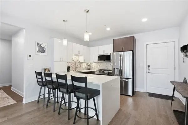 2 Cliveden St. #403E, Quincy, MA 02169