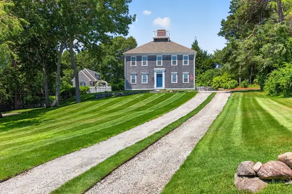 141 Point Hill Rd, Barnstable, MA 02668
