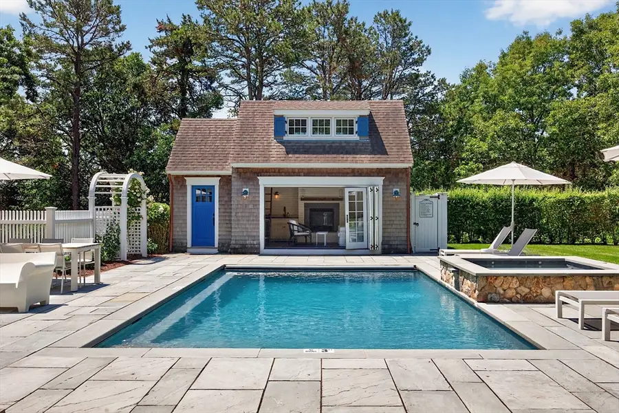 141 Point Hill Rd, West Barnstable, MA 02668 - #3