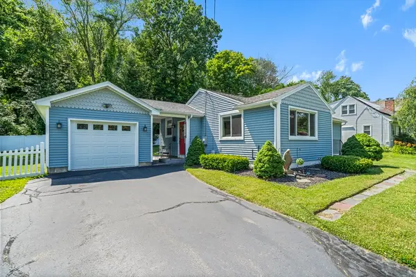 123 Greystone Ave, West Springfield, MA 01089