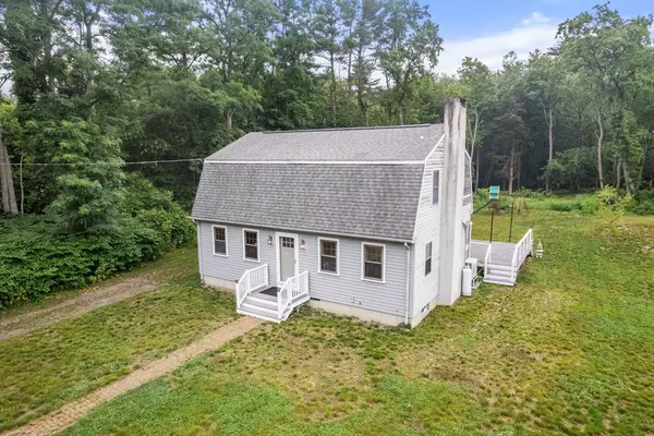 433 Rounseville Rd, Rochester, MA 02770