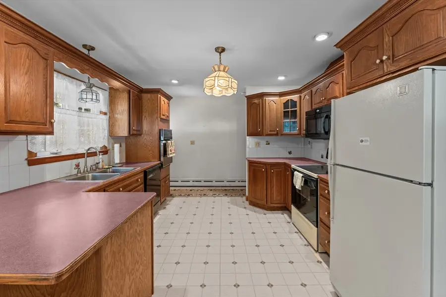 48 Jason Dr, Dartmouth, MA 02748 - #3