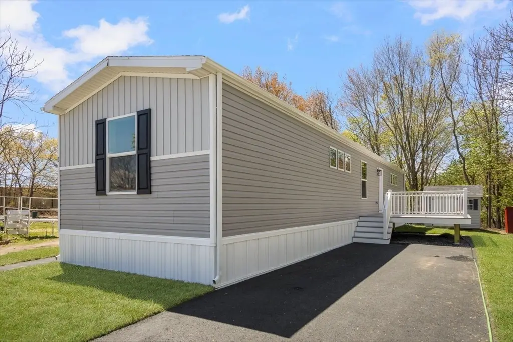 460 Collins Street #6, Attleboro, MA 02703 - #1