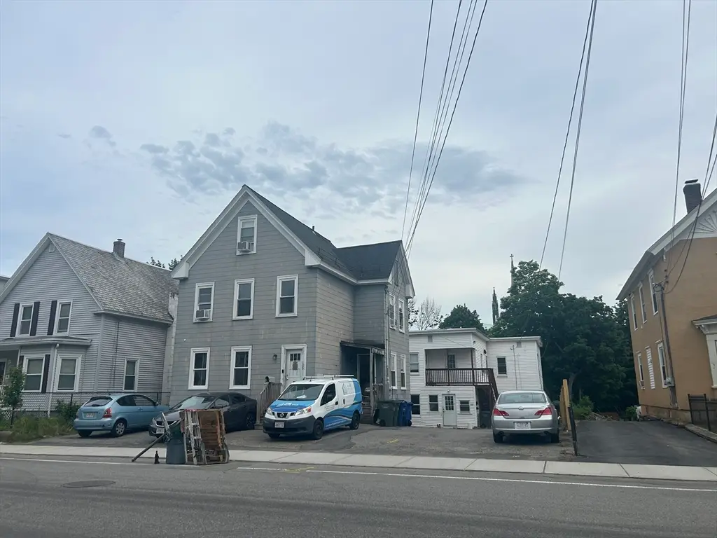 105 Spruce Street, Leominster, MA 01453 - #1