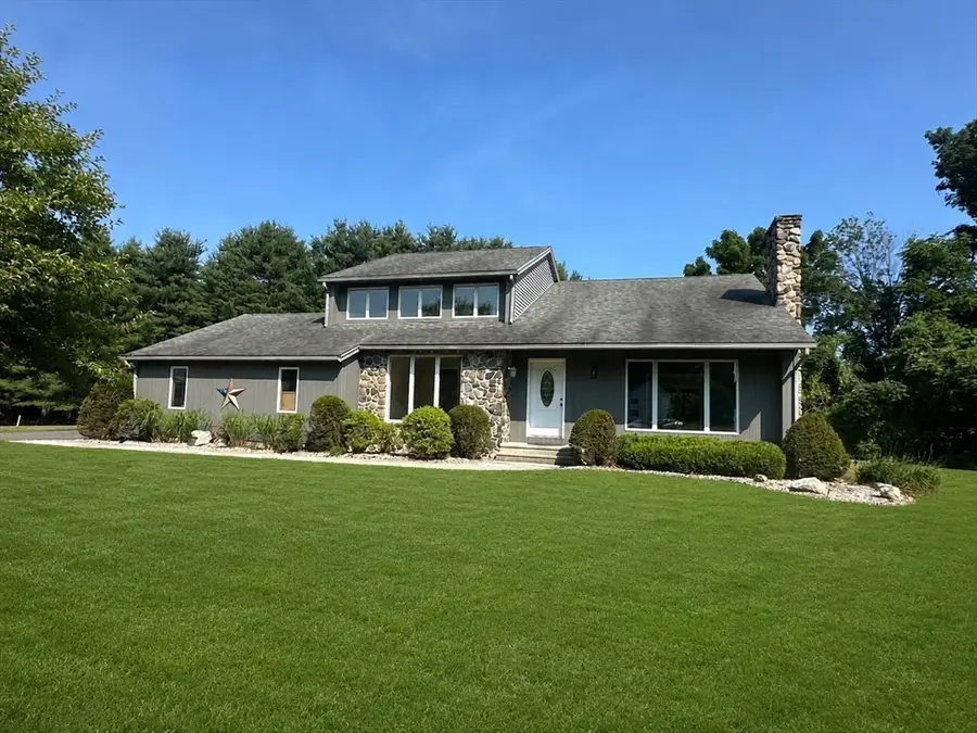 36 Fraser Dr, East Longmeadow, MA 01028 - #3