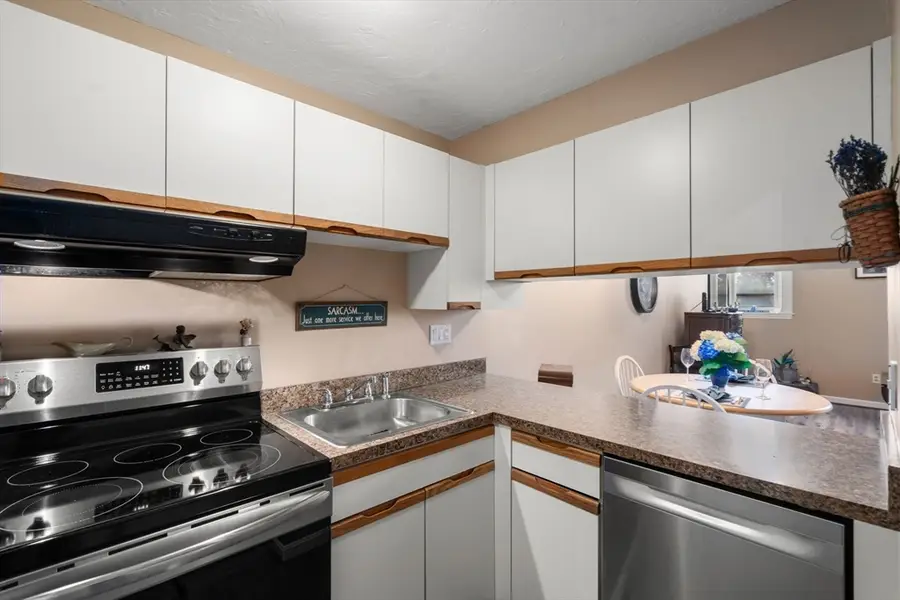 280 Village Street #D 2, Medway, MA 02053 - #3