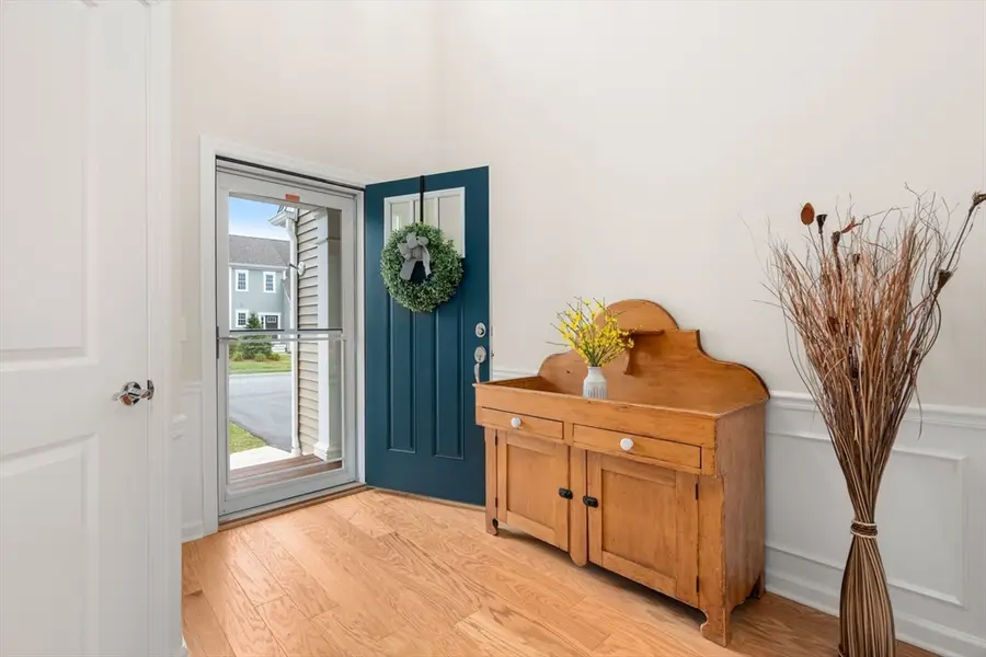 56 Shannon Way #56, Upton, MA 01568 - #3
