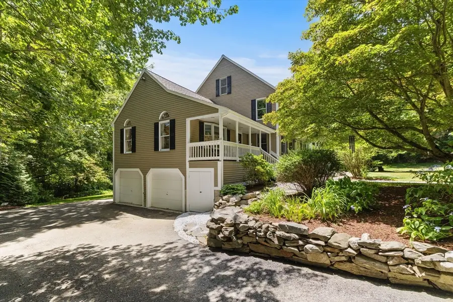 15 Hillcrest Dr, Tyngsborough, MA 01879 - #3