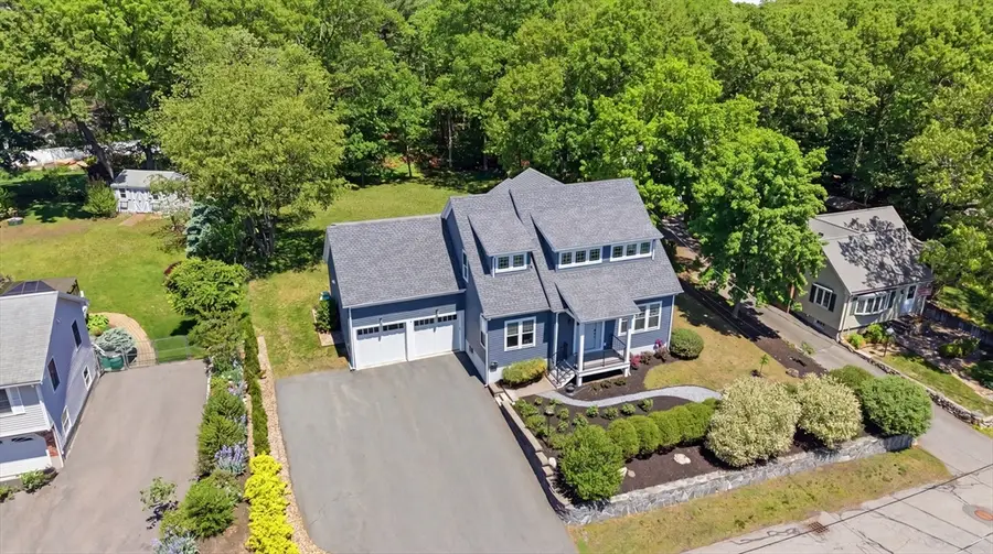15 George Street, Reading, MA 01867 - #2