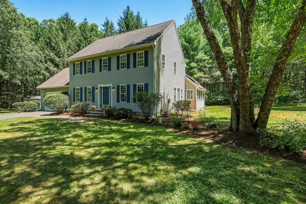 41 Country Ln, Sunderland, MA 01375 - #1