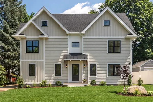 38 Hillcroft Road, Waltham, MA 02452