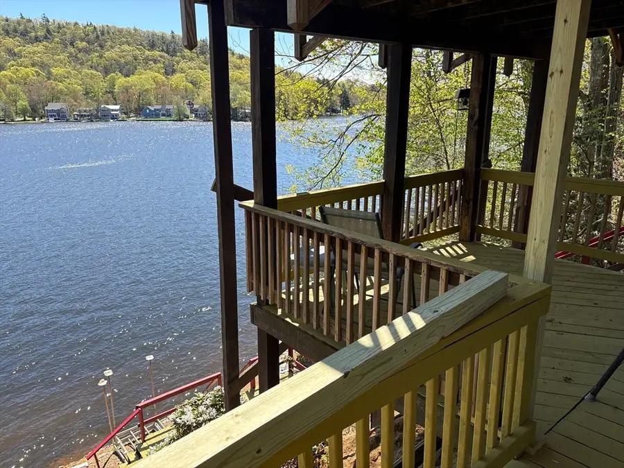 8 Julia Ann Dr, Holland, MA 01521 - #3
