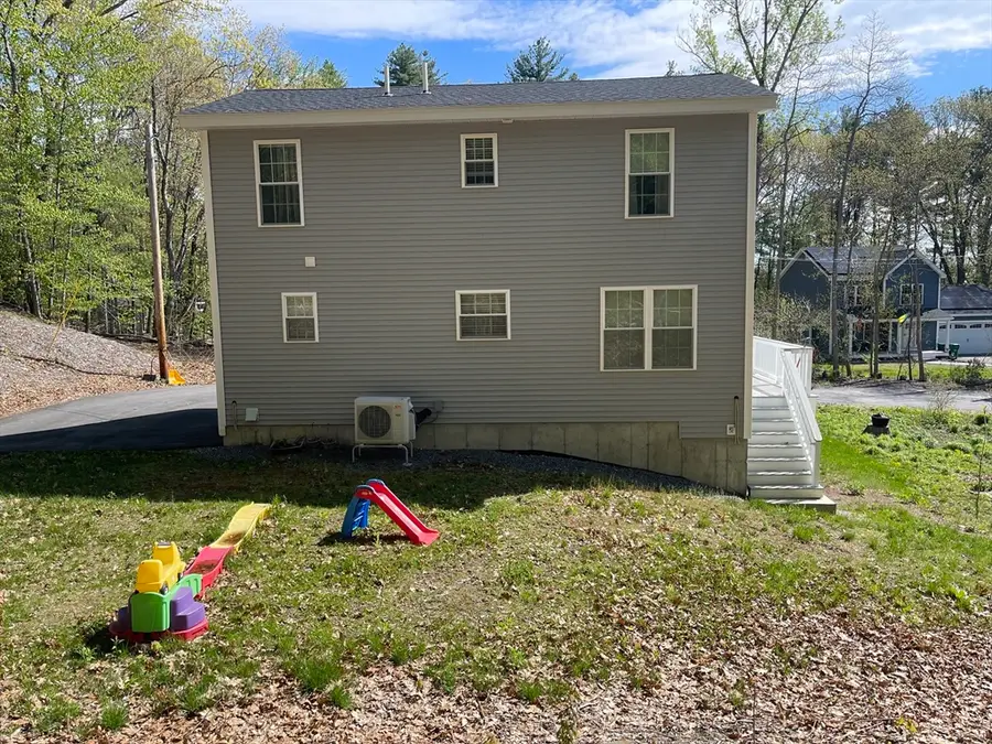 122 Swan Ave, Fitchburg, MA 01420 - #3