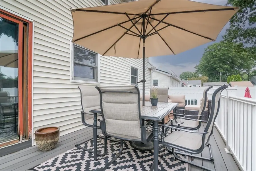 223 Mazarin St, Springfield, MA 01151 - #3