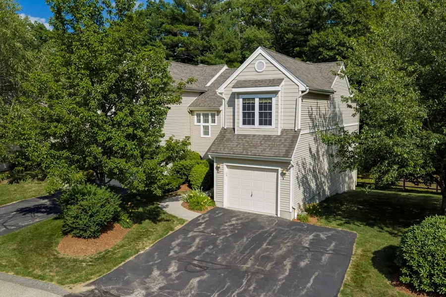 27 Robert Cir #27, North Grafton, MA 01536 - #2