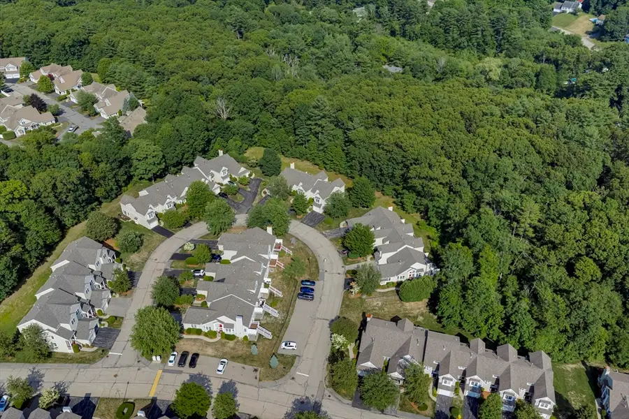27 Robert Cir #27, North Grafton, MA 01536 - #3