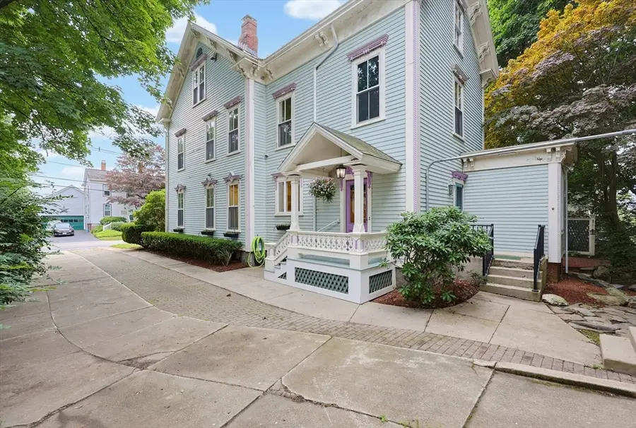 51 Cherry St, Spencer, MA 01562 - #2